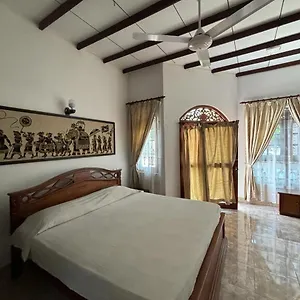Village Negombo