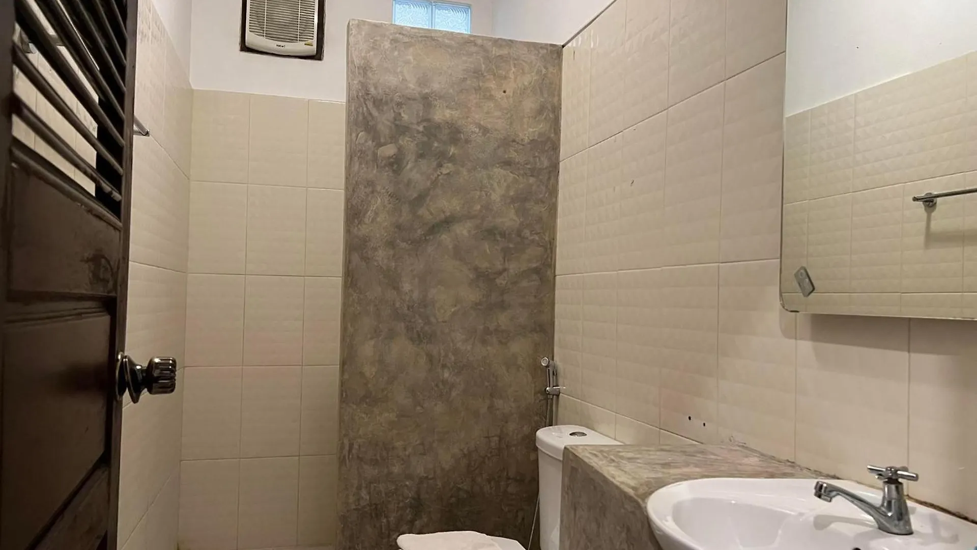 ** فندق Jasmine Place House لوانغ برابانغ لاوس
