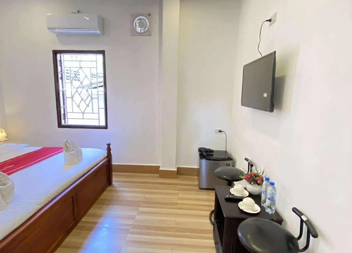 فندق Jasmine Place House لوانغ برابانغ